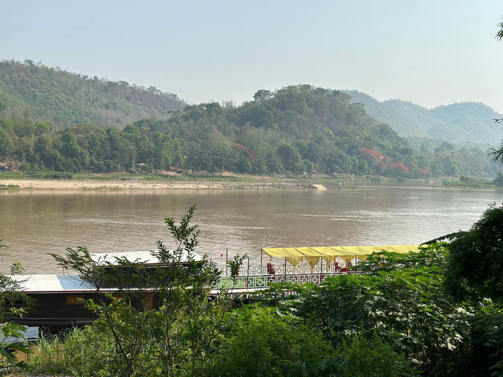 Villa Phonethip Mekong Riverside Luang Prabang Luaran gambar