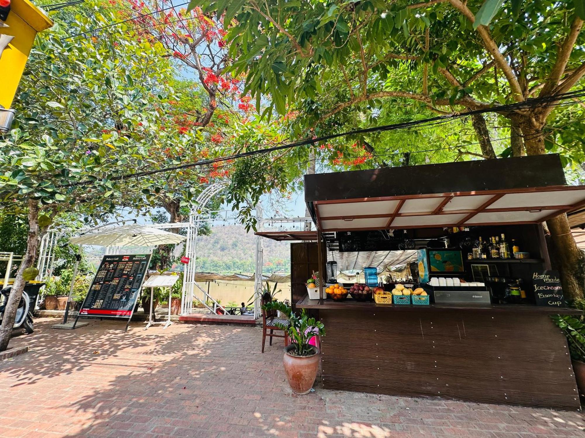 Villa Phonethip Mekong Riverside Luang Prabang Luaran gambar